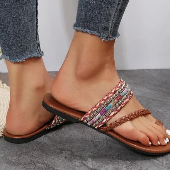 Tribal Toe Ring Sandal - Picture 2 of 5